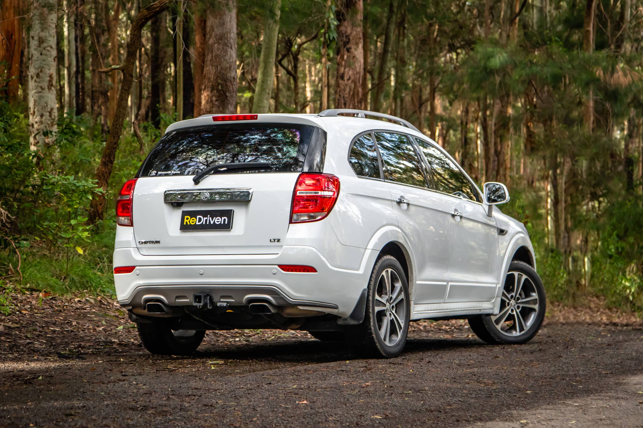 Holden Captiva-13