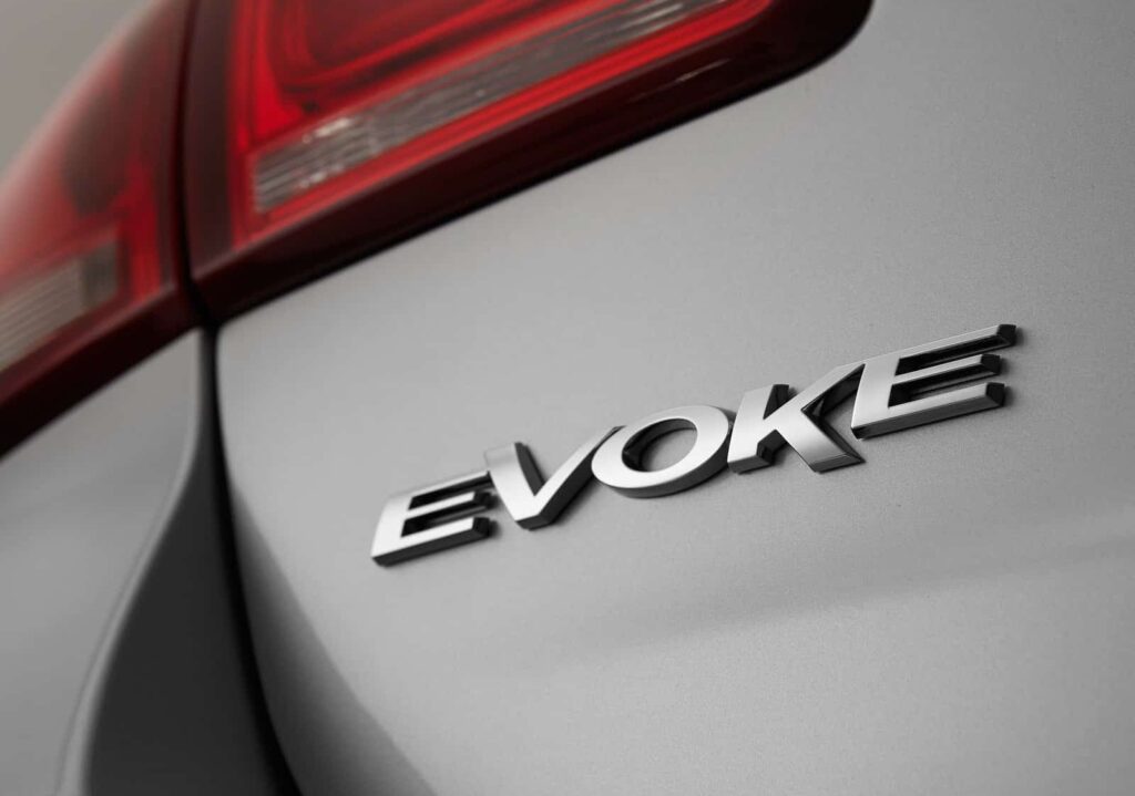 Holden VF Commodore-6