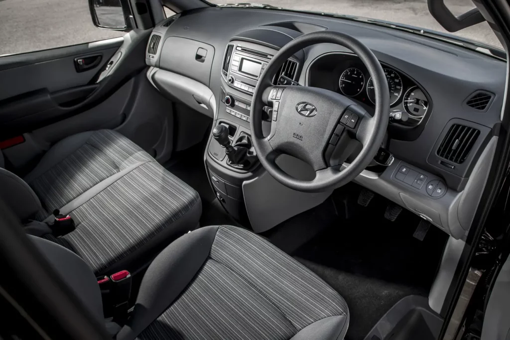 Hyundai iLoad-7