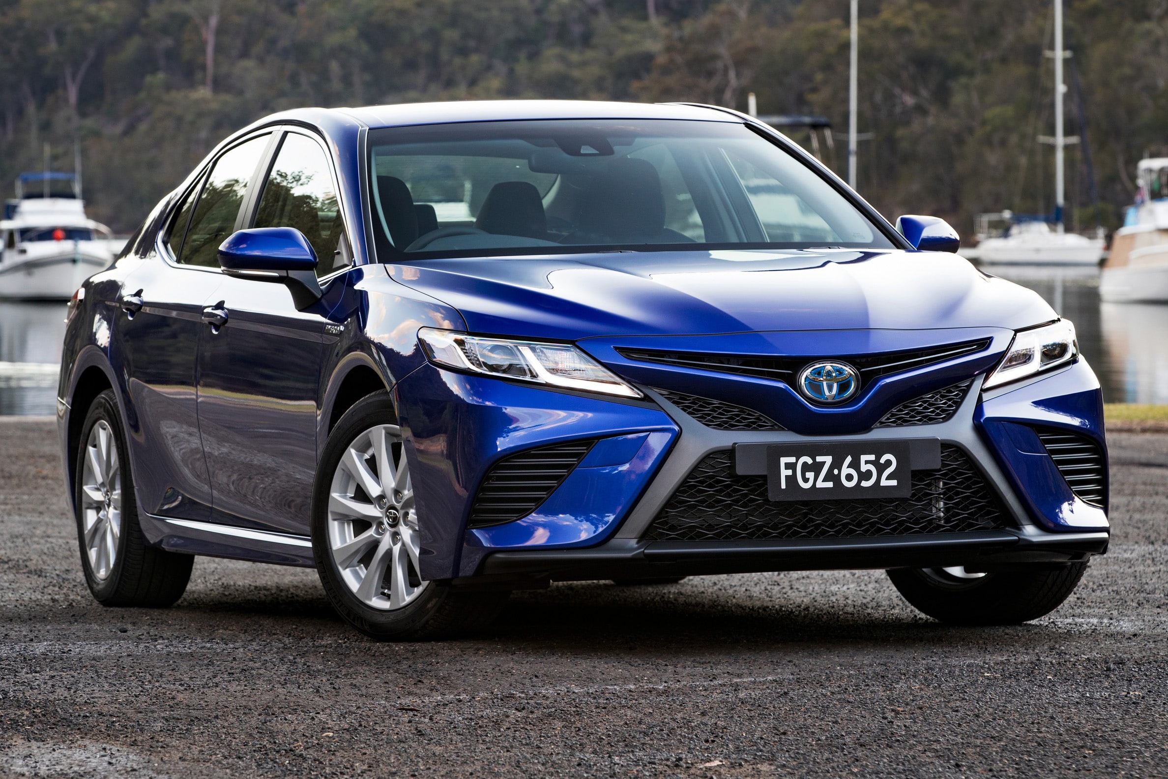 2017 Toyota Camry Ascent Sport hybrid