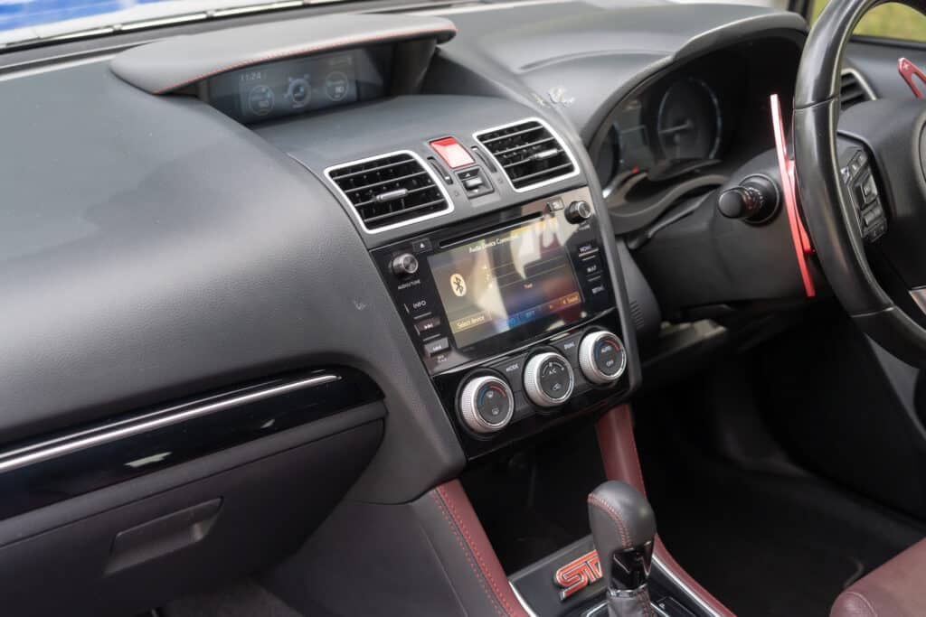 Subaru Levorg-21
