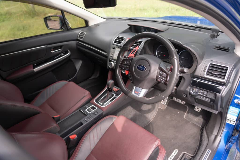 Subaru Levorg-24