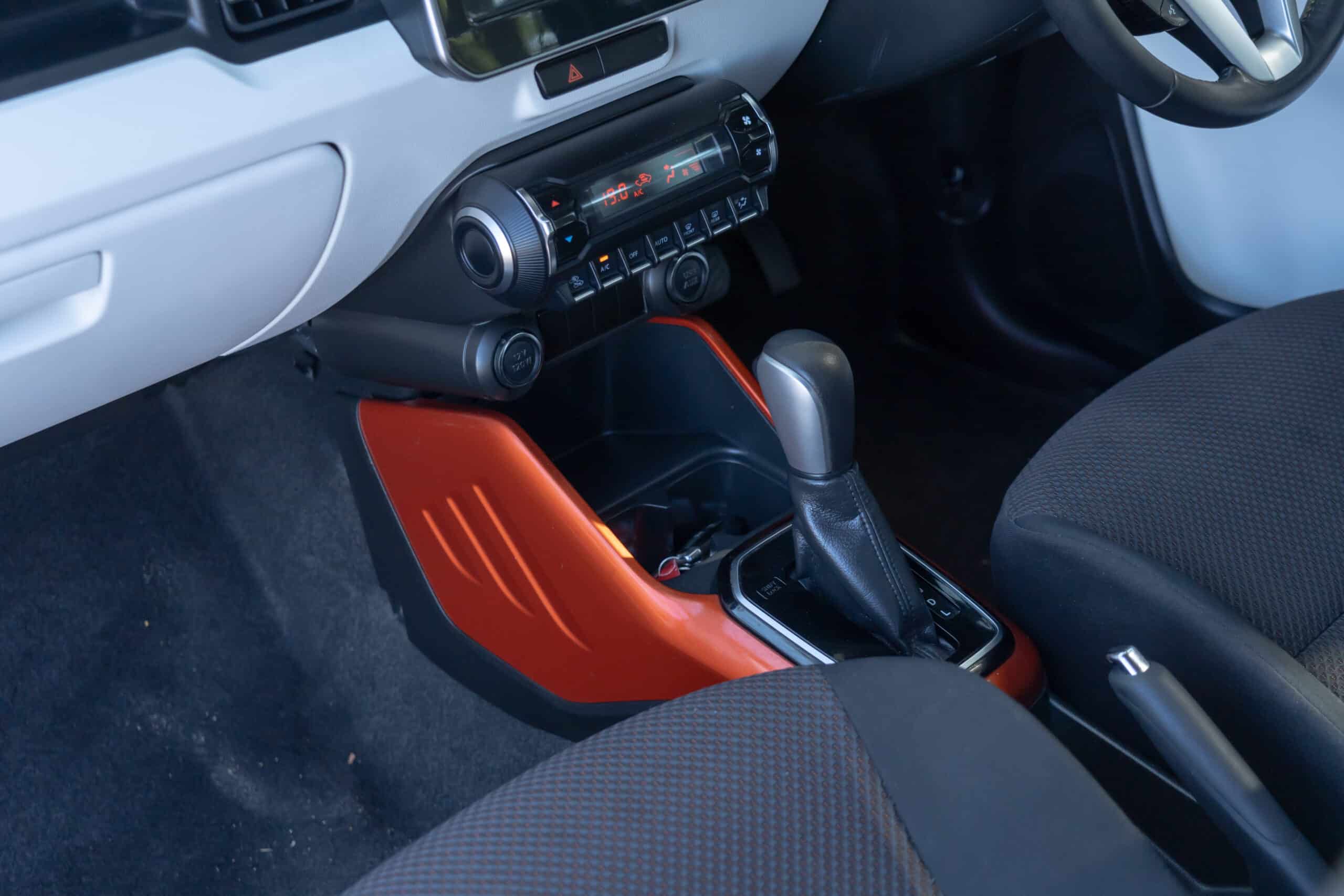 Suzuki Ignis-16