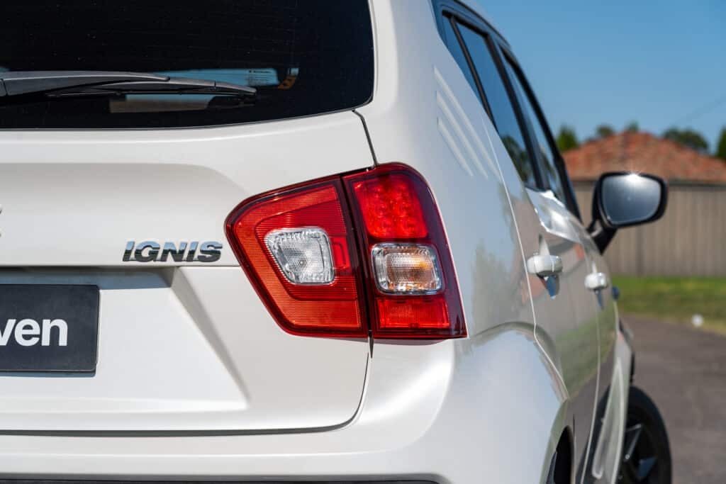 Suzuki Ignis-6