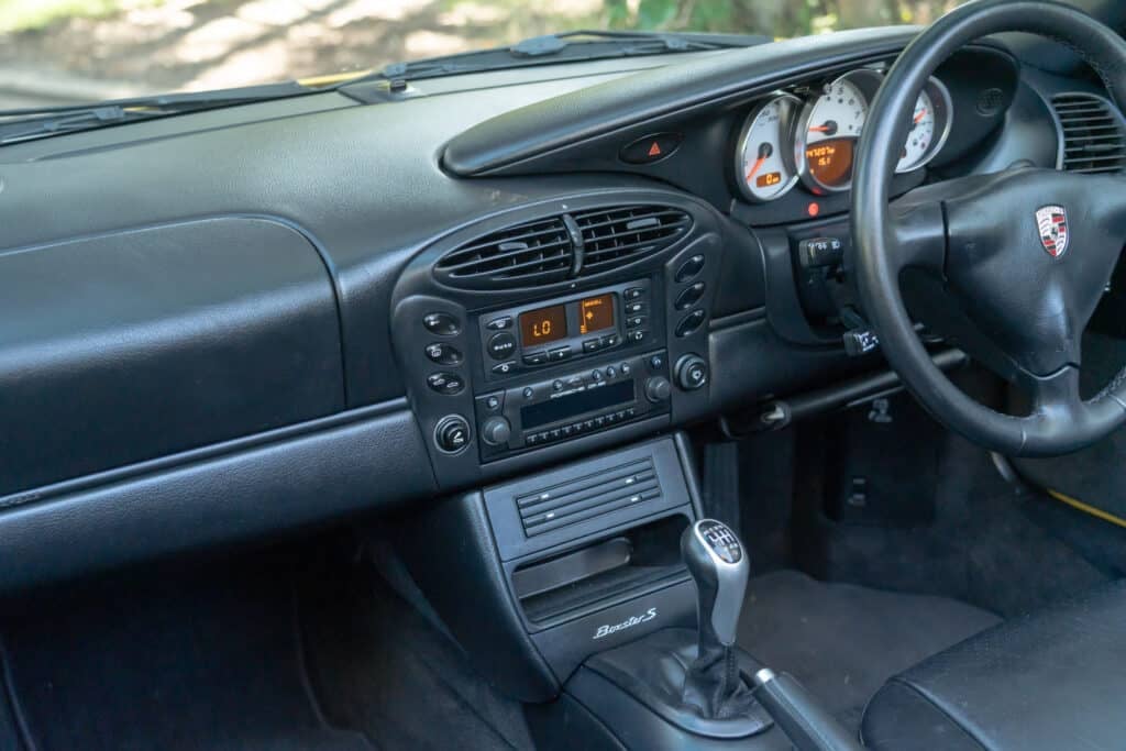 Porsche Boxster-19