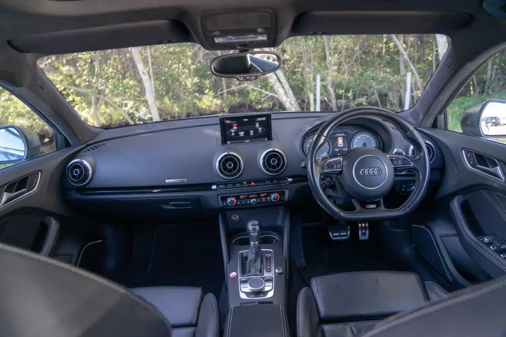 Audi S3-15