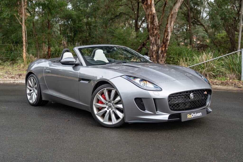Jaguar F-Type-17