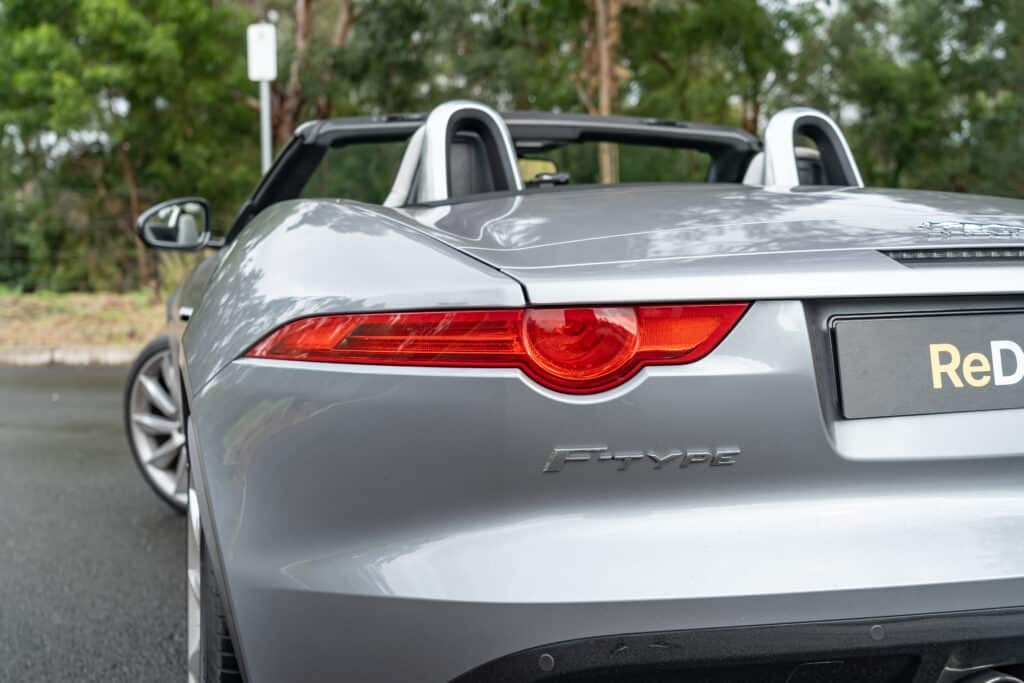 Jaguar F-Type-5