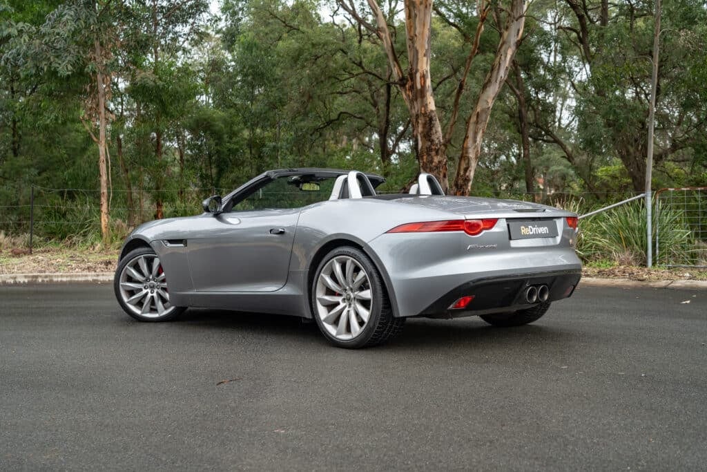 Jaguar F-Type-8