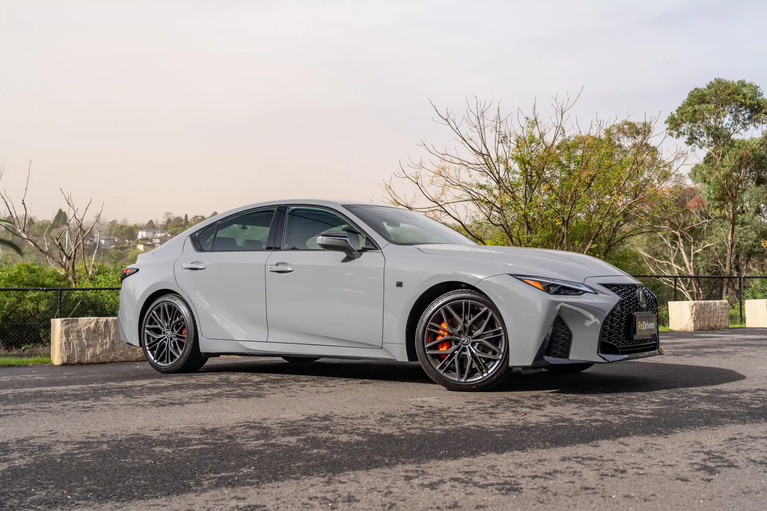 Lexus IS500-1