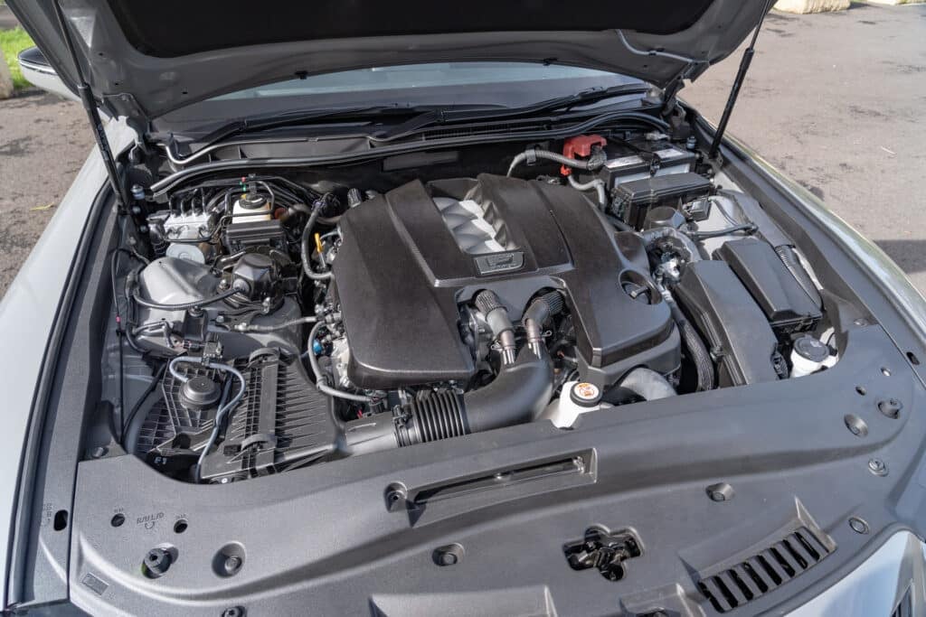 Lexus IS500-11