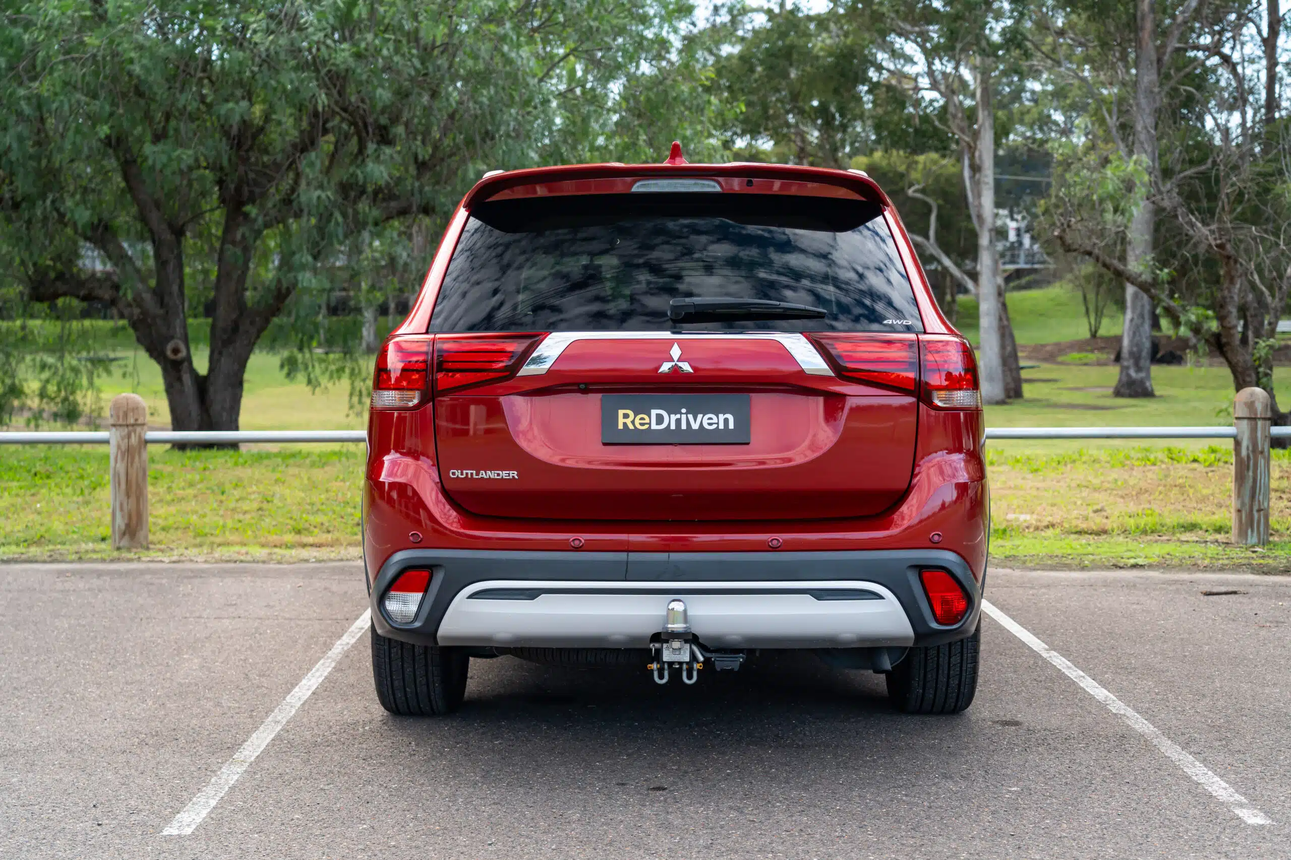 Mitsubishi Outlander-1