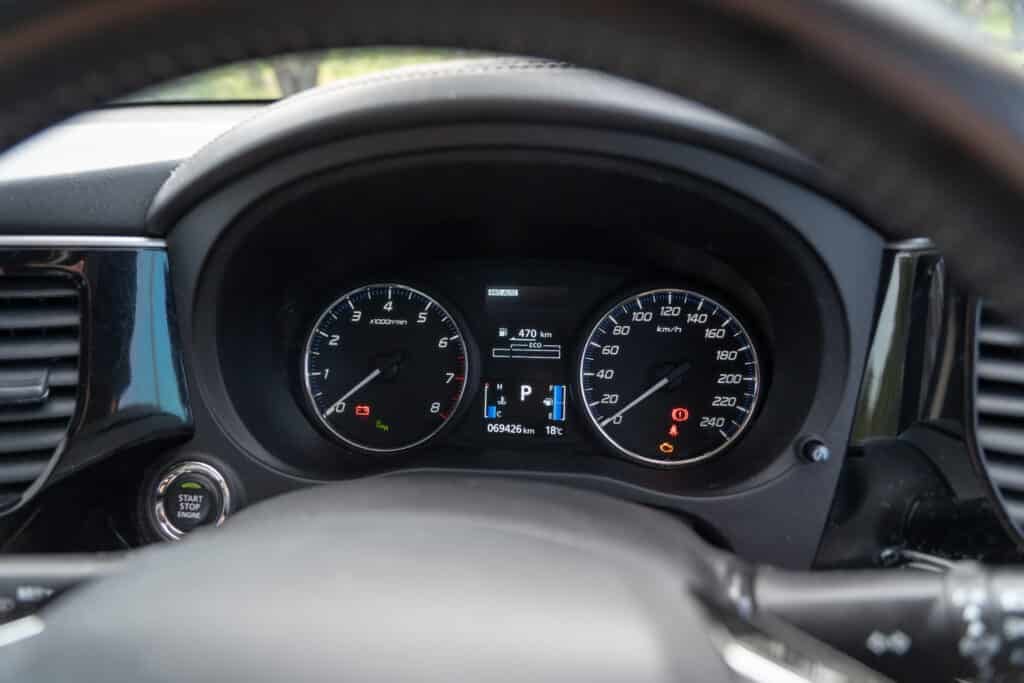 Mitsubishi Outlander-14