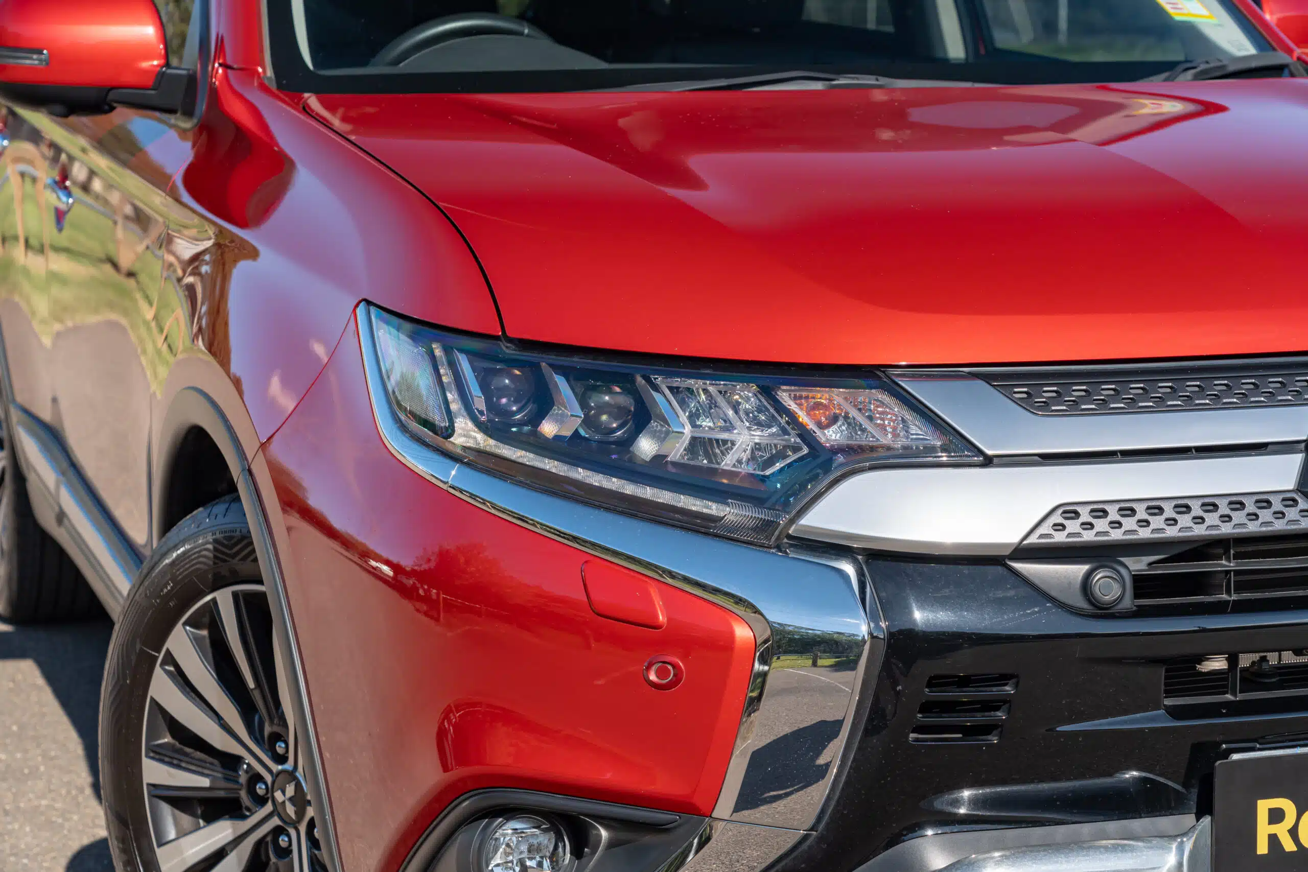 Mitsubishi Outlander-21