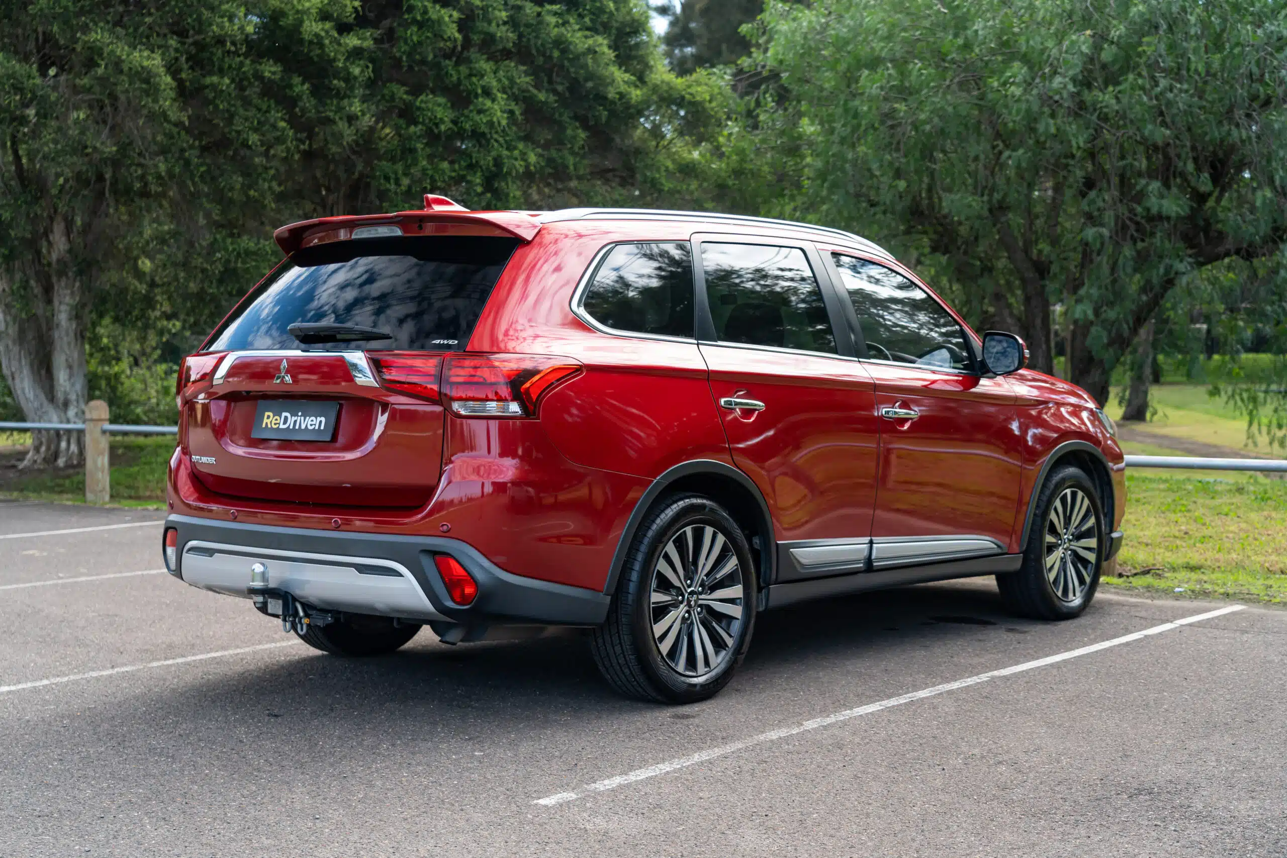 Mitsubishi Outlander-7