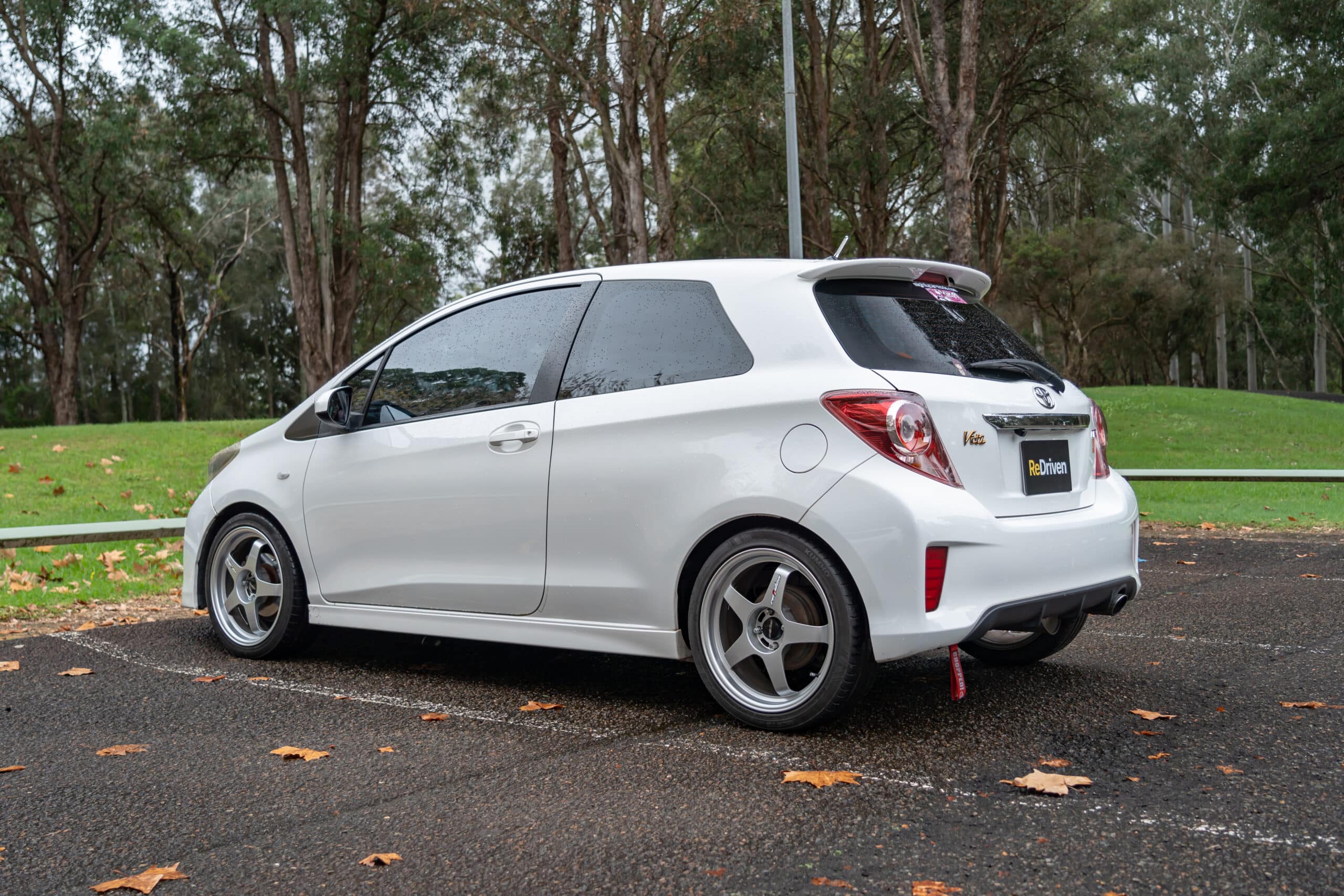 Toyota Yaris-12