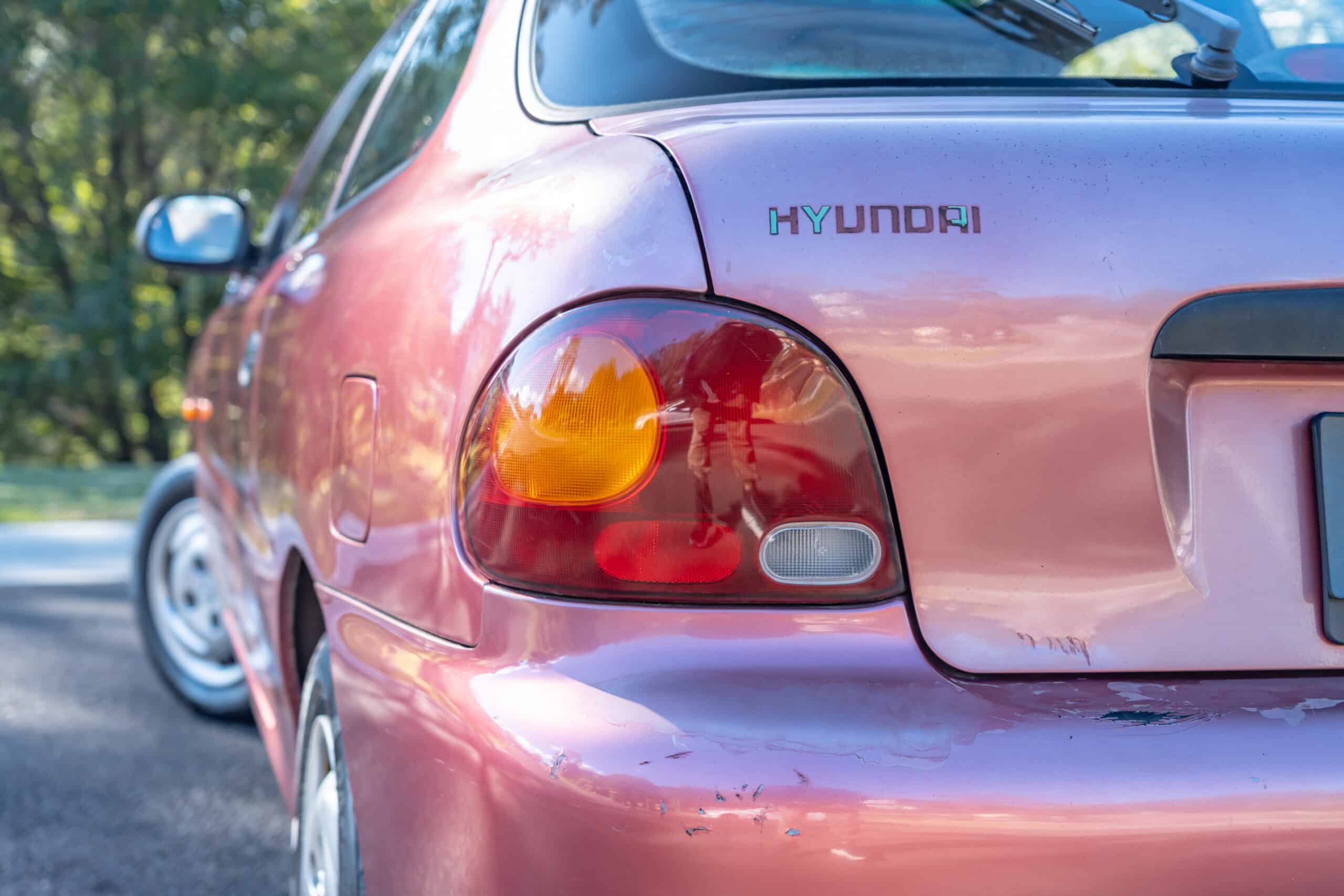 Hyundai Excel-12