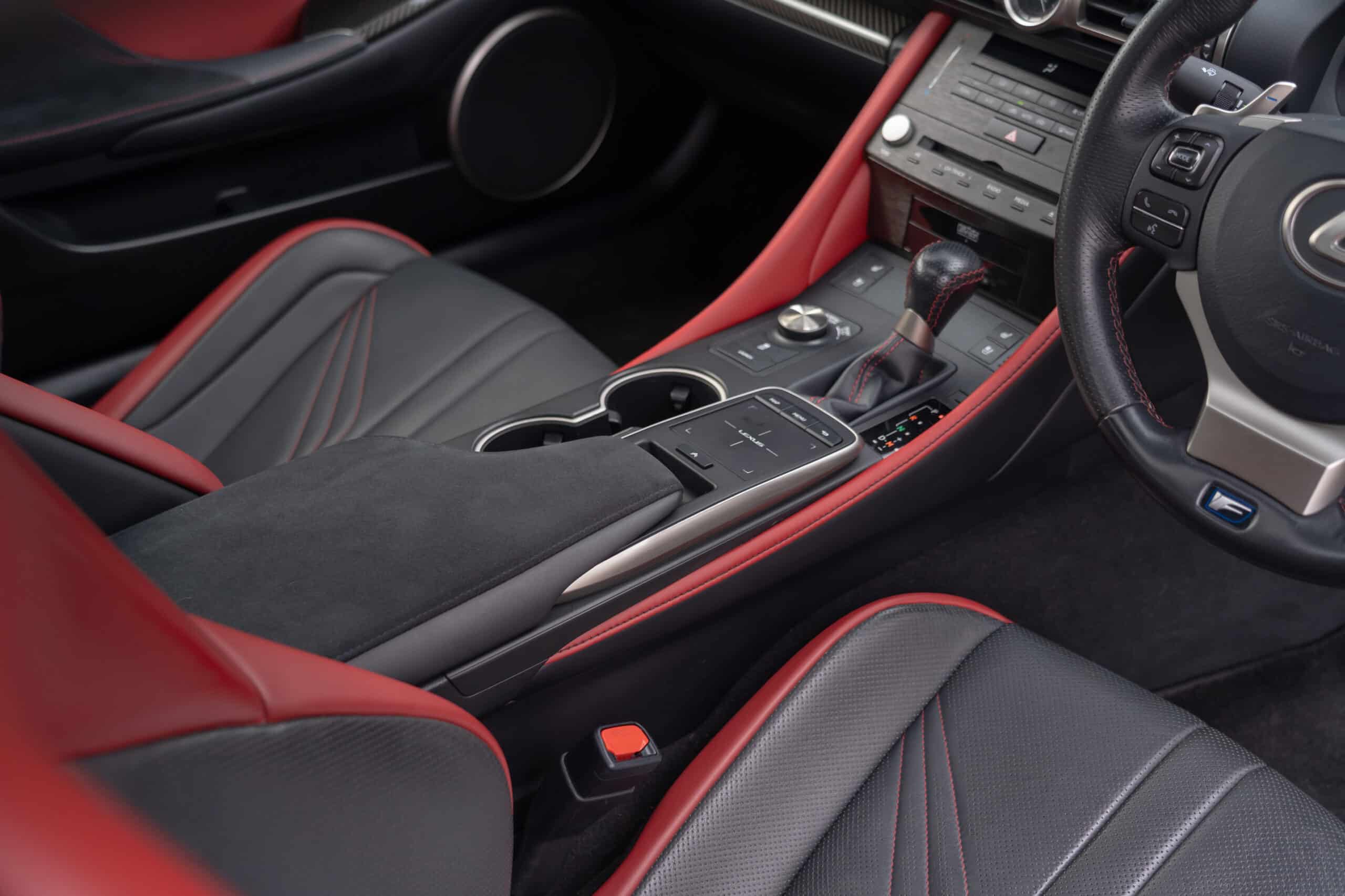 Lexus RC F-22