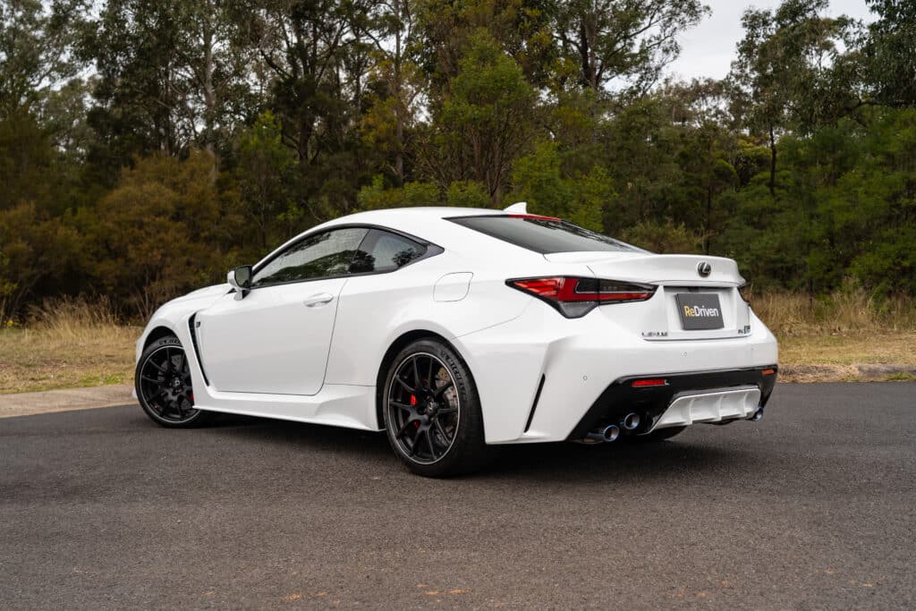 Lexus RC F-7
