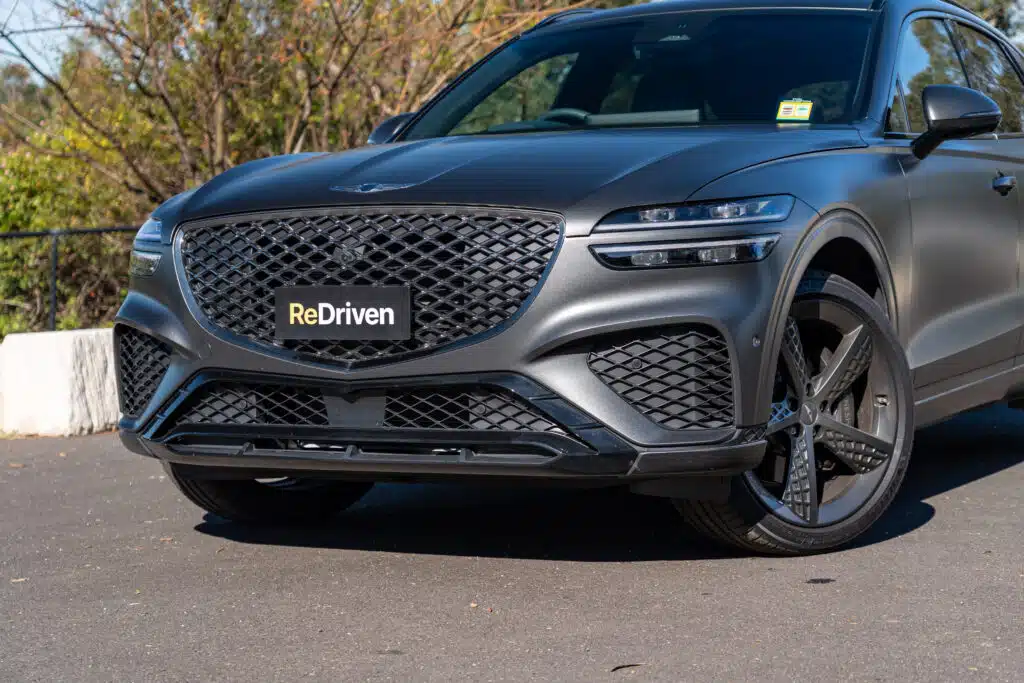 Genesis GV70-2