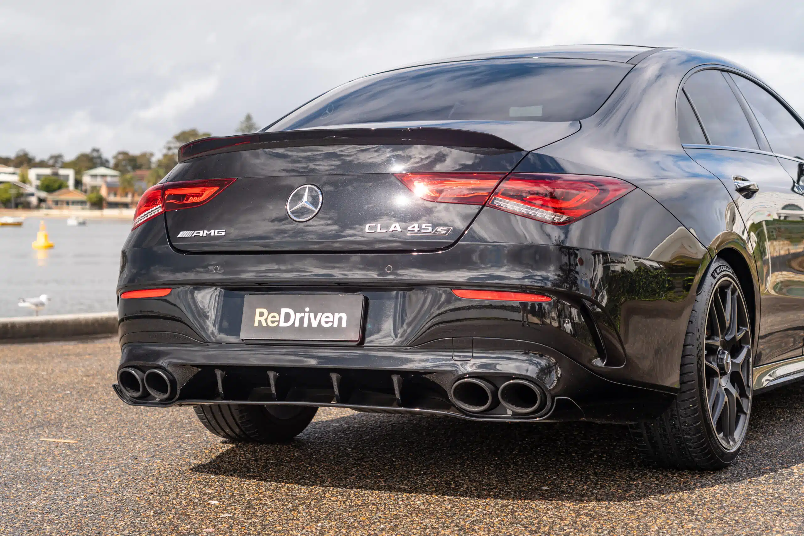 Mercedes-AMG CLA45S-15
