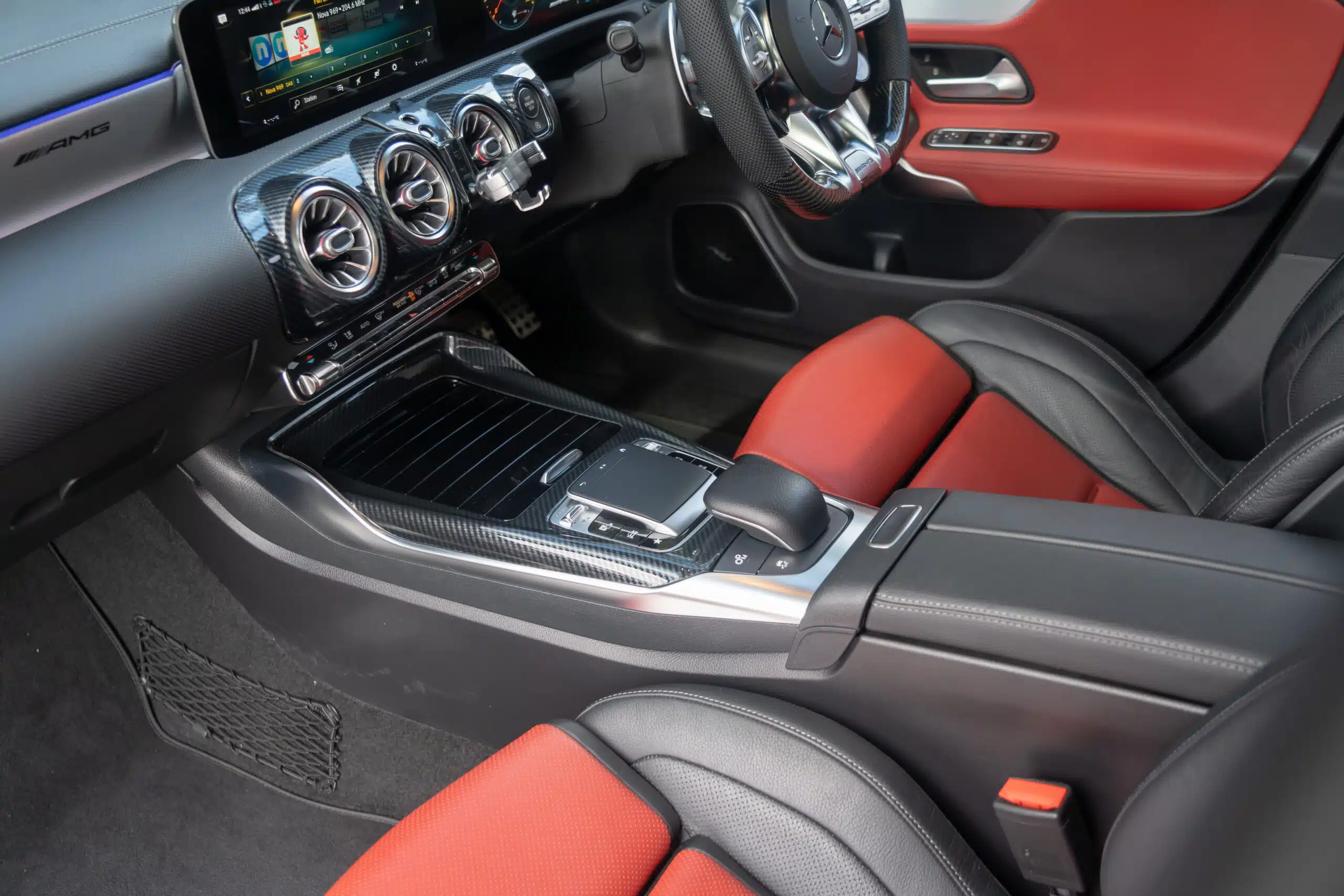 Mercedes-AMG CLA45S-22