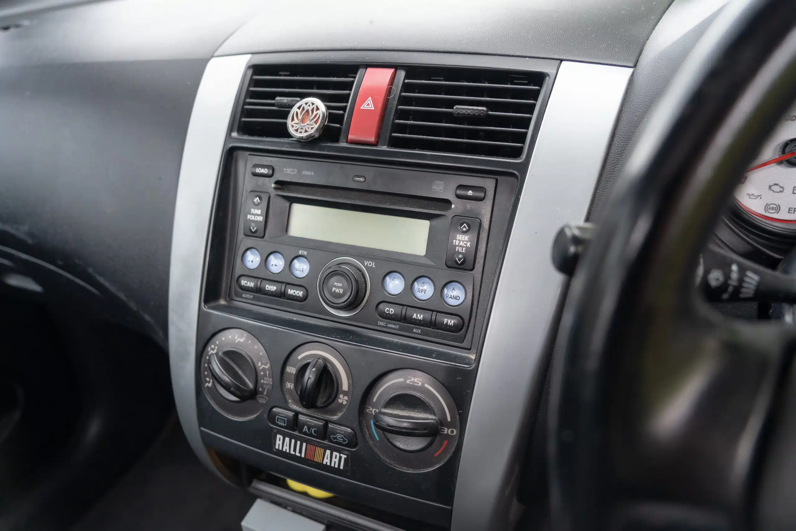 Mitsubishi Colt Ralliart-20