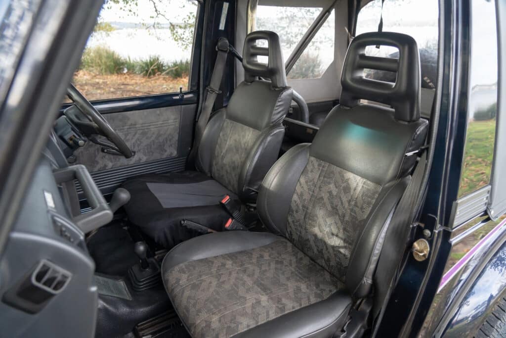 Suzuki Sierra-15