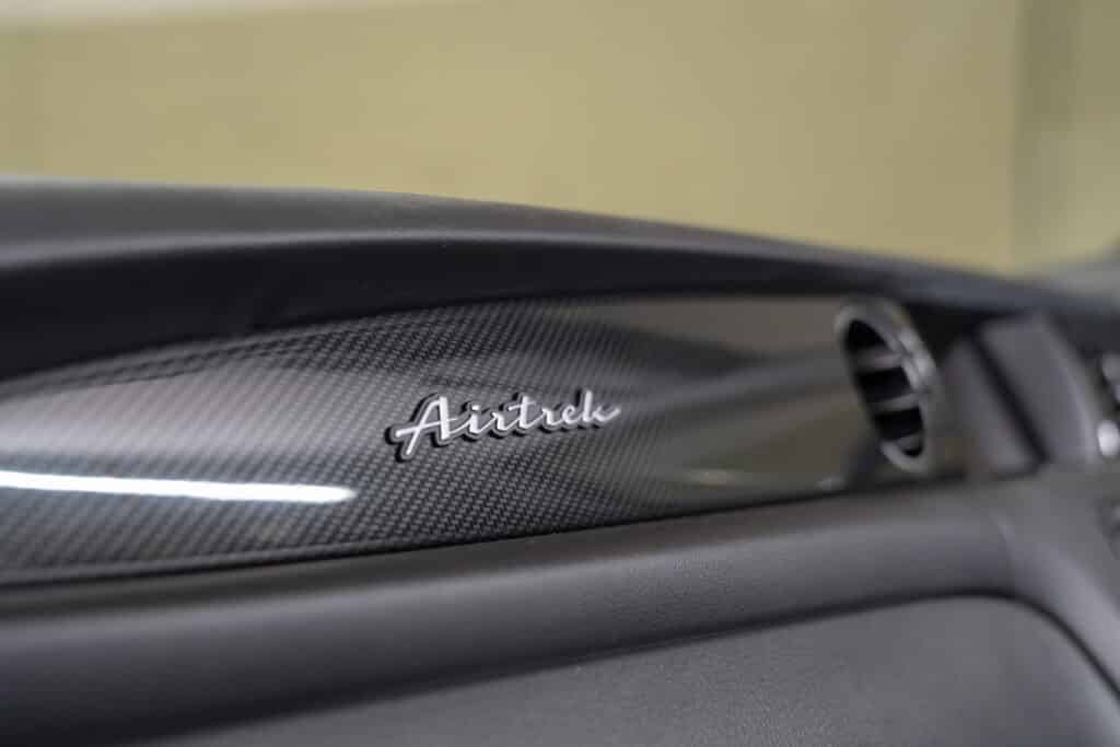 Mitsubishi Airtrek-12