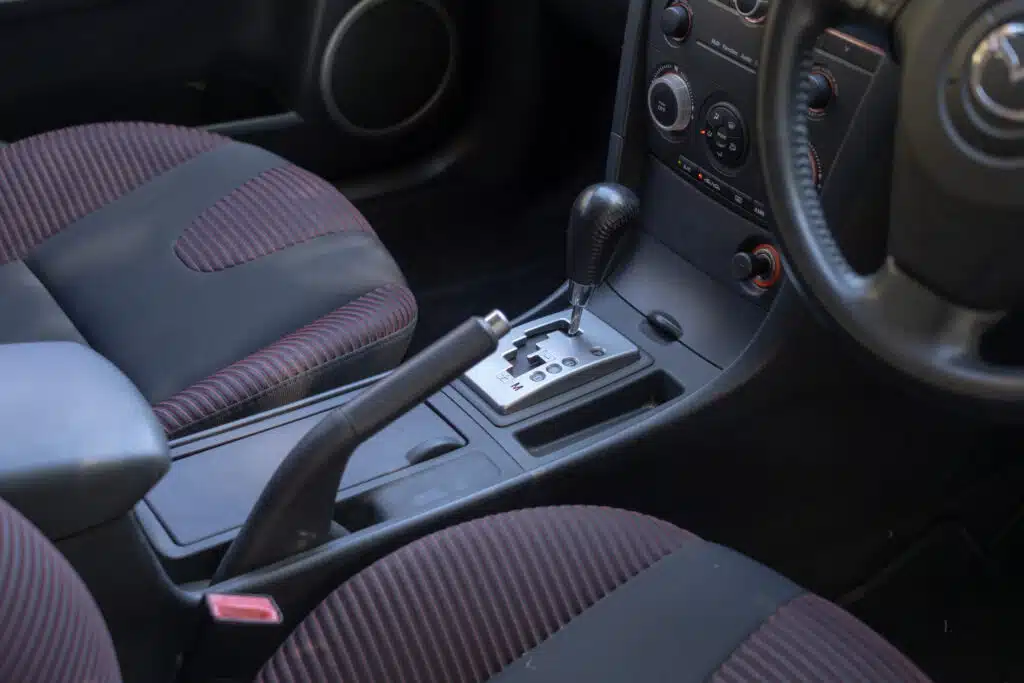Mazda 3 SP23-16
