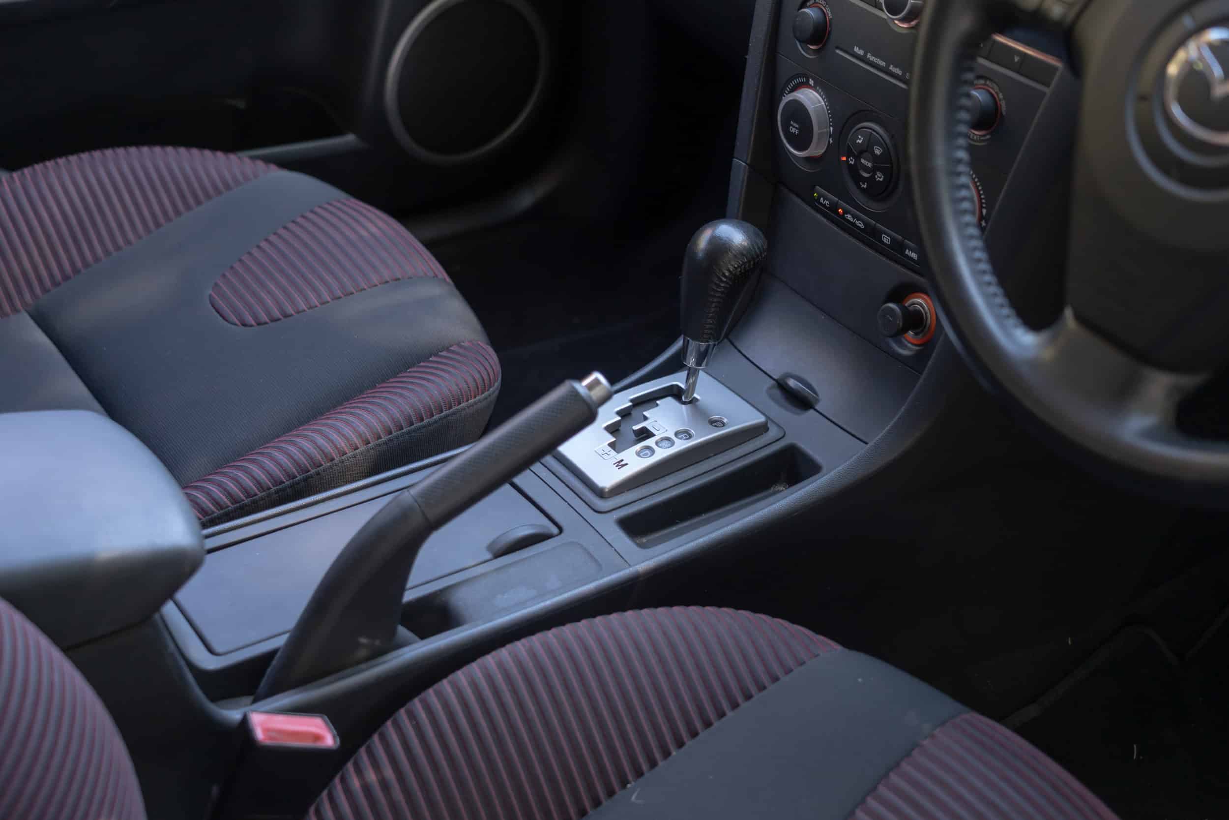 Mazda 3 SP23-16