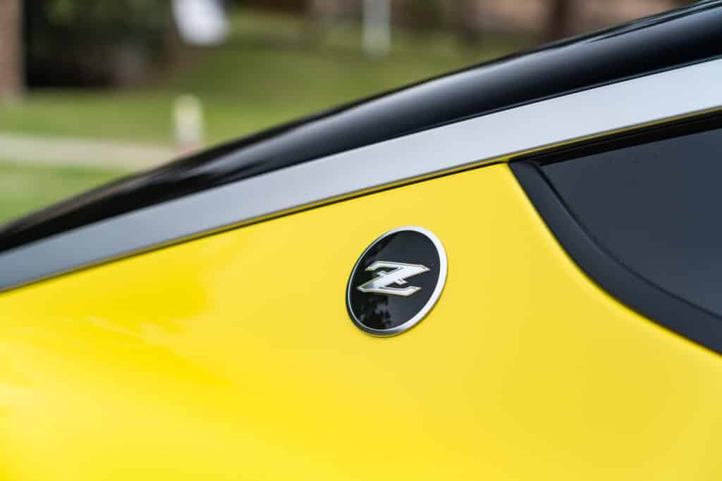 Nissan Z-7