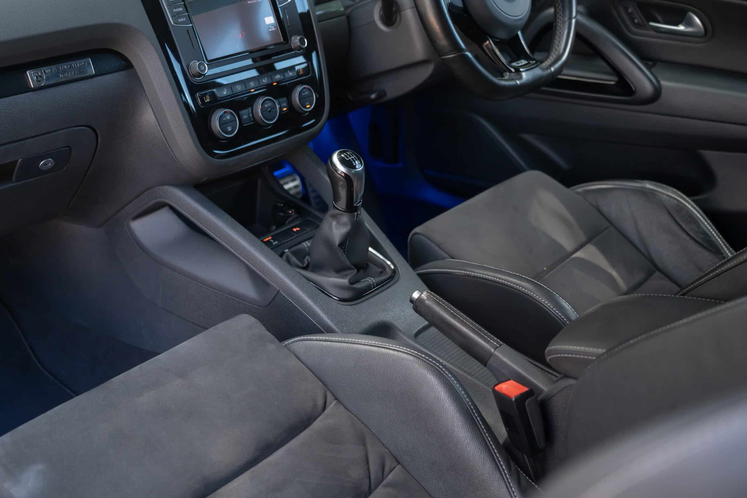 Volkswagen Scirocco-17