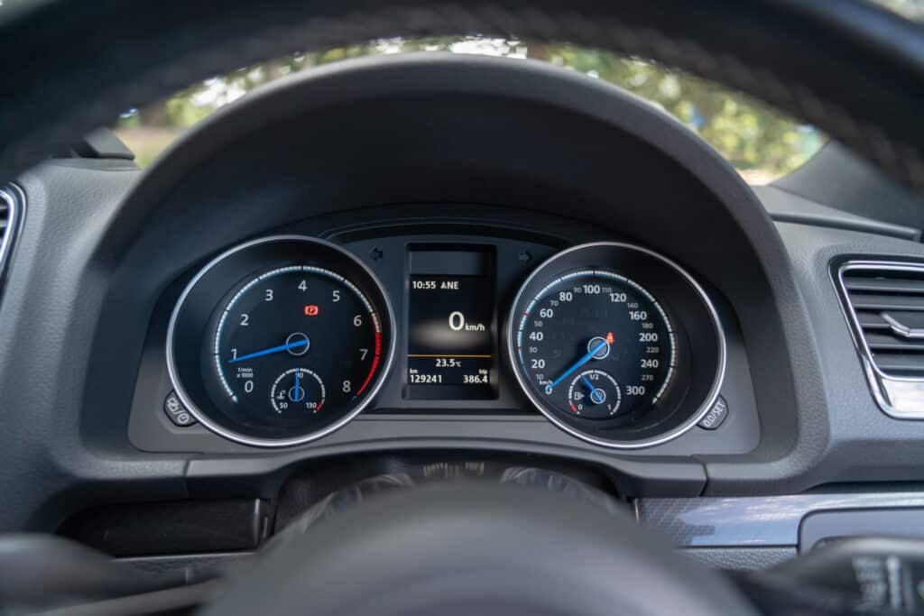 Volkswagen Scirocco-22