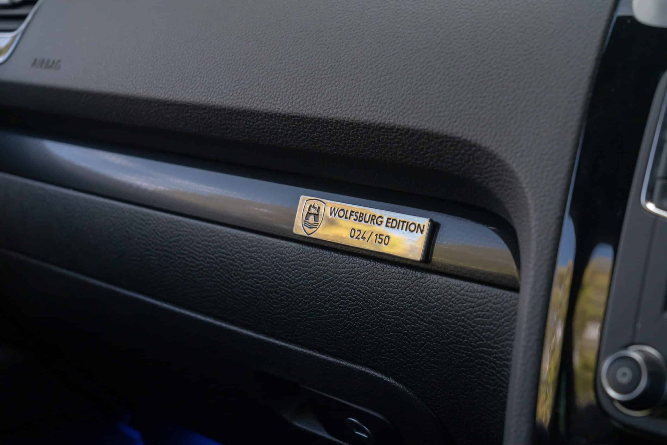 Volkswagen Scirocco-23