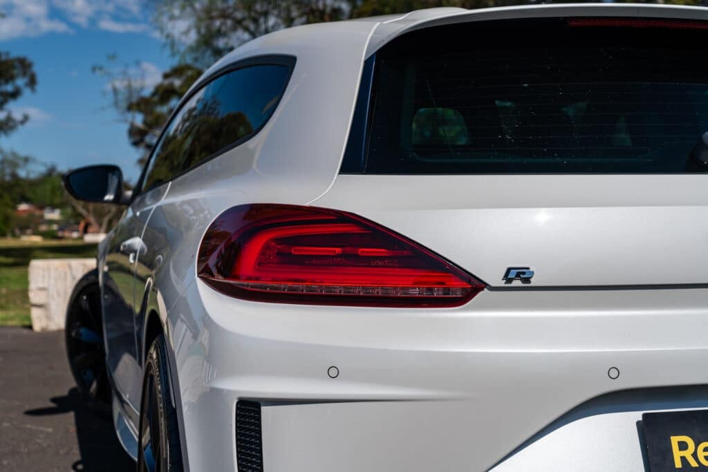 Volkswagen Scirocco-8