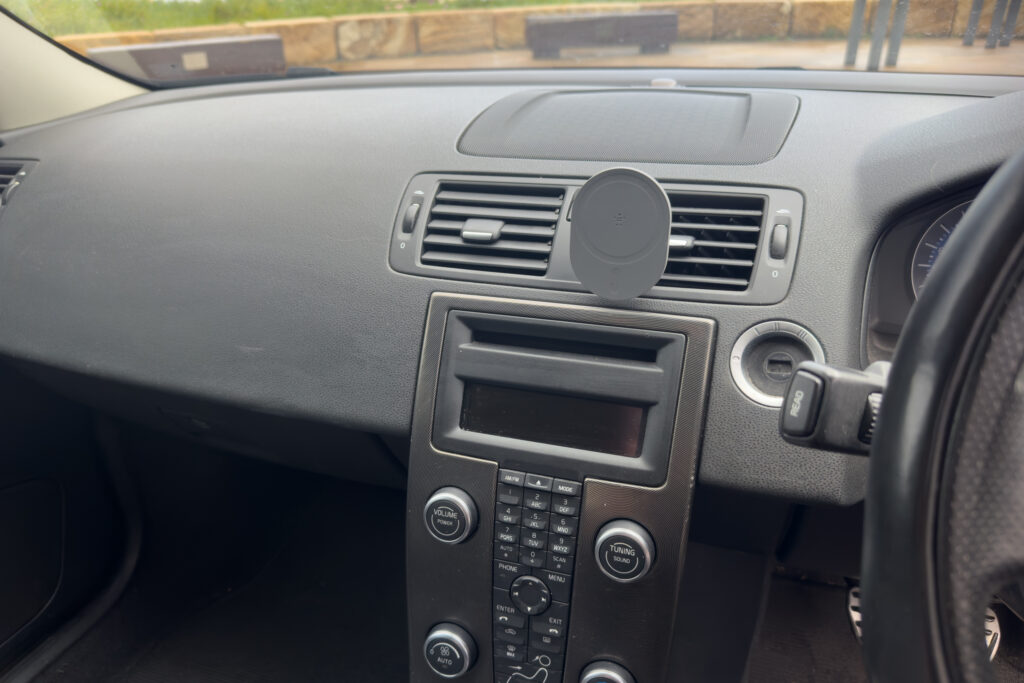 Car Image 18
