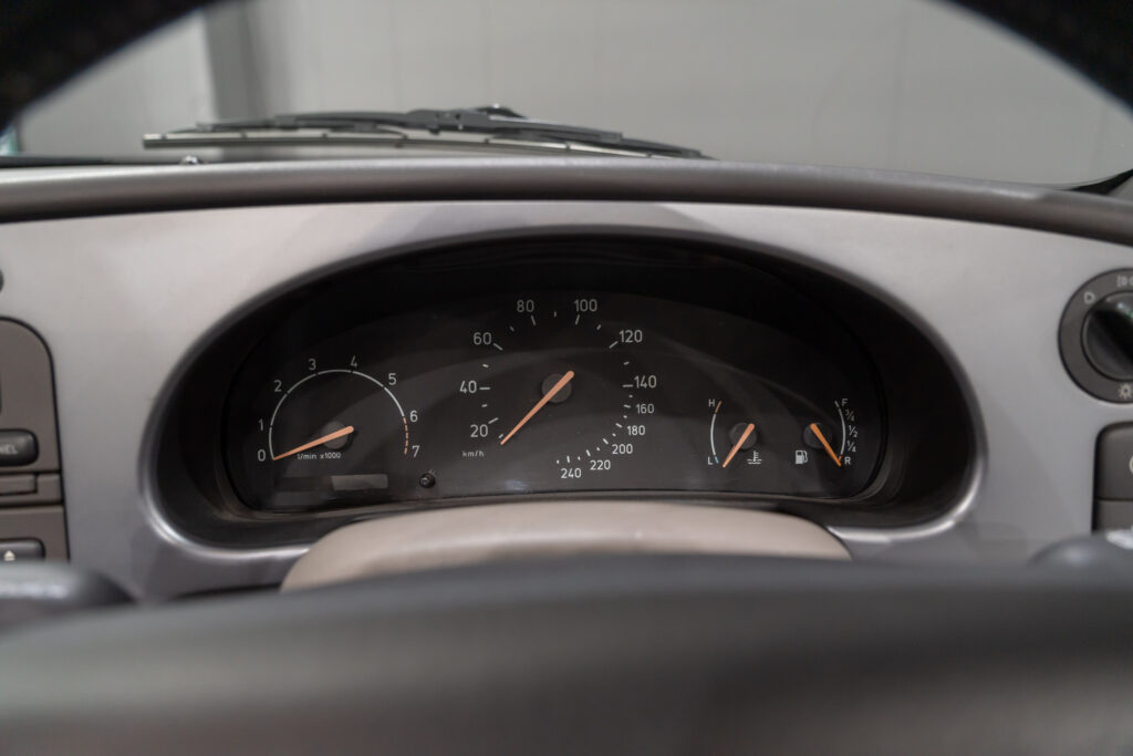Car Image 31
