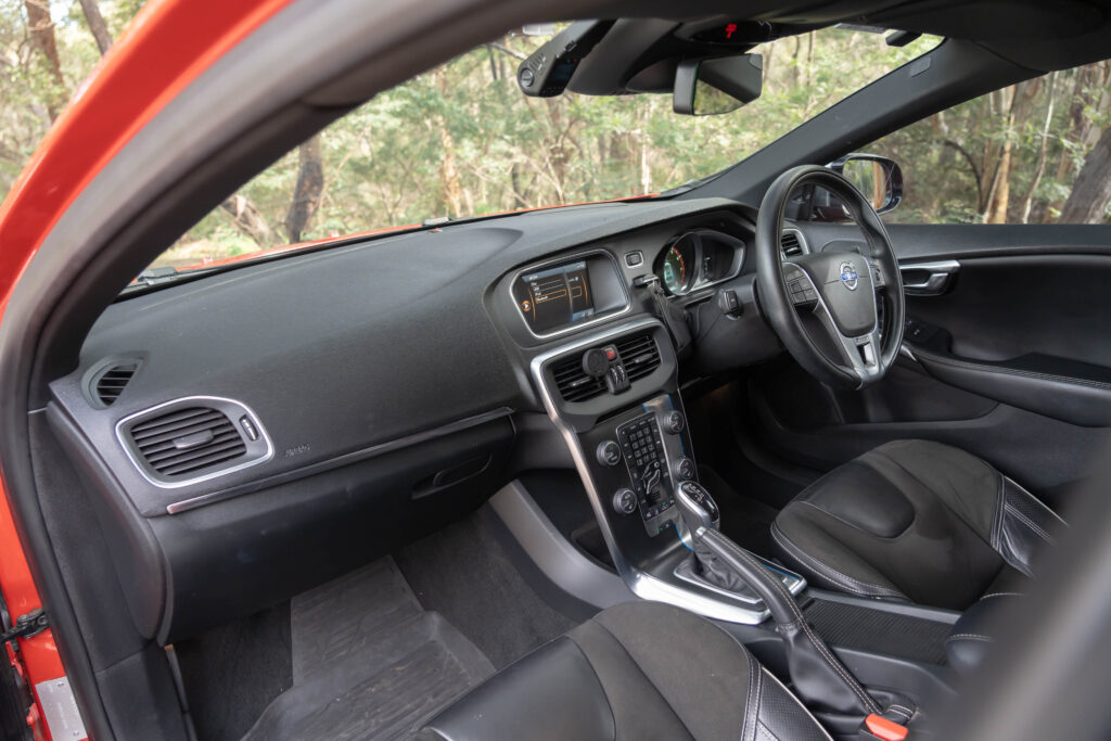 Car Image 17