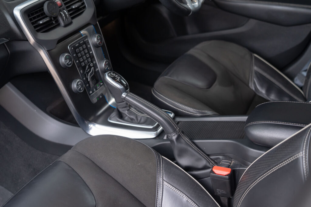 Car Image 18