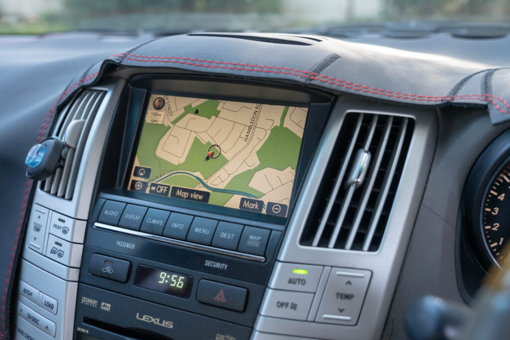 Car Image 16