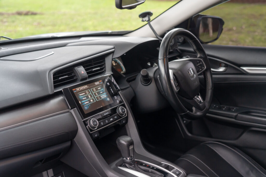 Car Image 15
