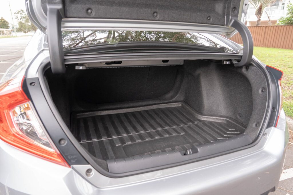 Car Image 24