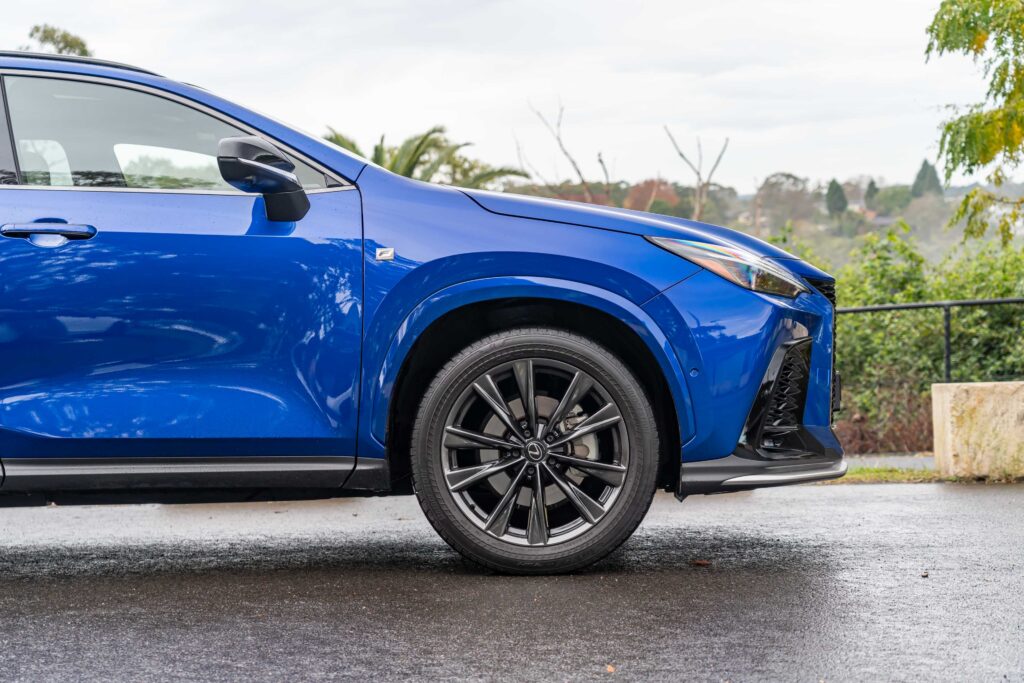 Car Image 7
