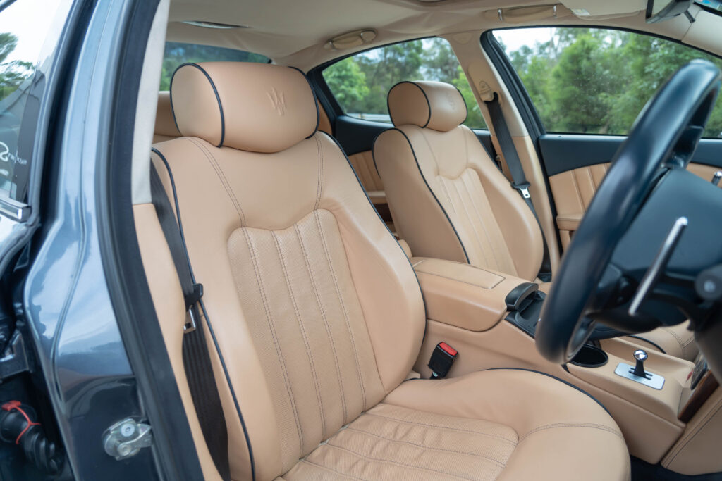 Car Image 15
