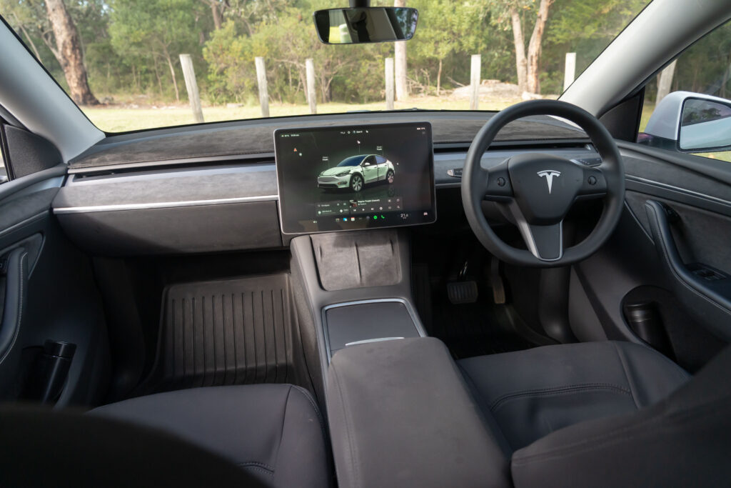 Car Image 18