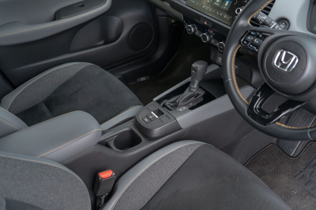 Car Image 15