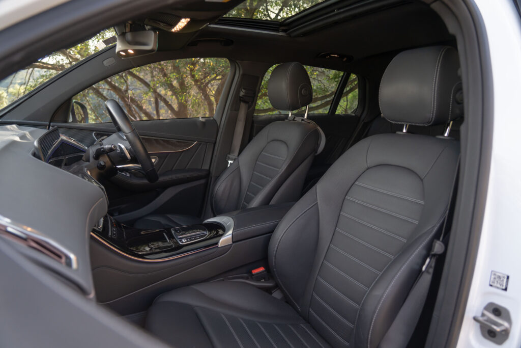 Car Image 18