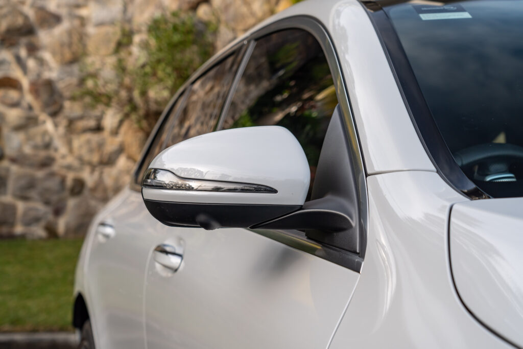 Car Image 9