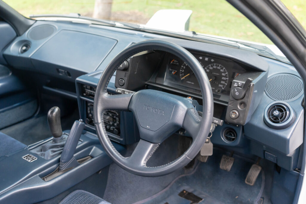 Car Image 13